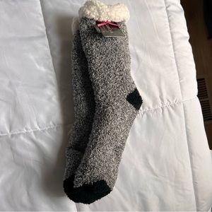 Sherpa lined lounge socks with grip bottoms